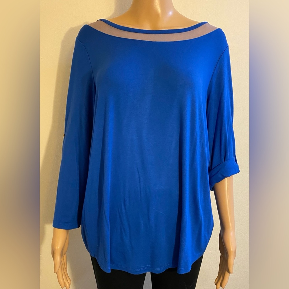 Women Cable & Gauge Blue & Gray 3/4 Sleeve Round Neck w/ Decorative Gray Trim